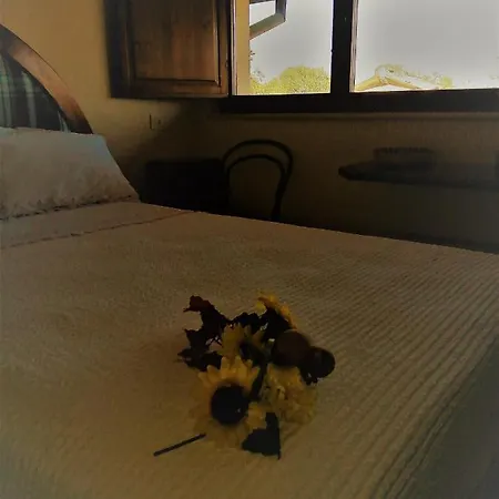 La Casetta Del Cantiniere Bed & Breakfast *