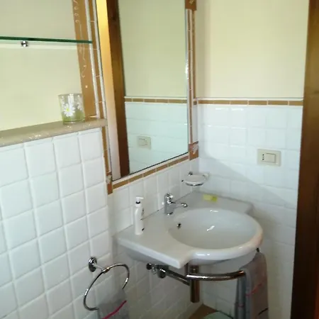 Bed & Breakfast La Casetta Del Cantiniere