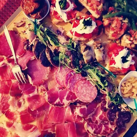 La Casetta Del Cantiniere Couette-café 3*