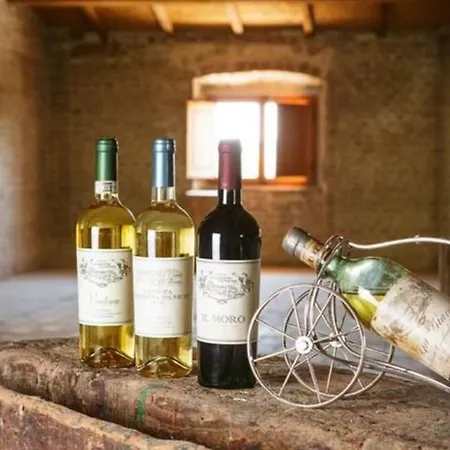La Casetta Del Cantiniere Couette-café 3*