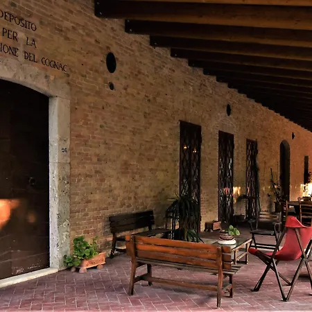 La Casetta Del Cantiniere Bed & Breakfast Castel di Lama